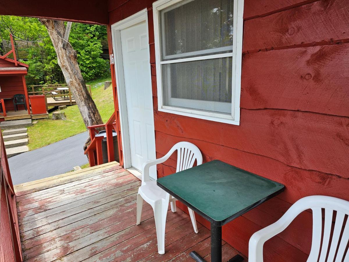 Villa The Gold Eagle Lake George Exterior foto